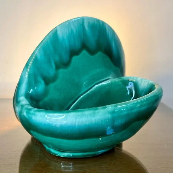 Vintage MCM TV Lamp - Planter, Green Drip Glaze, Shell Design Ambient Light Vibe - Picture 13 of 17